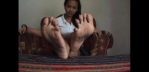  627799 wide toe spreading amp long toe nails